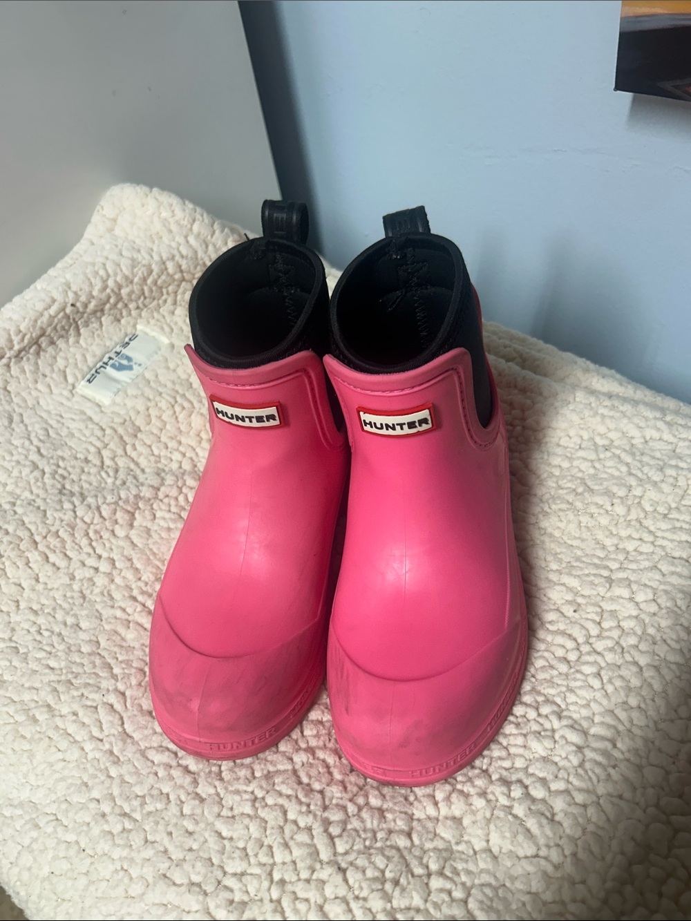 Hunter Kids Bright Pink Chelsea Rain Booties